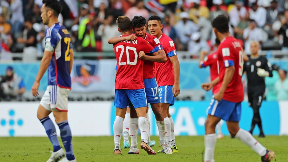 Costa Rica x Japão: costariquenhos vencem por 1 a 0 e somam 3 pontos pelo grupo F