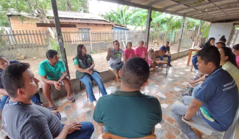 Idam oferta atendimento sobre crédito rural em comunidade de Parintins-AM