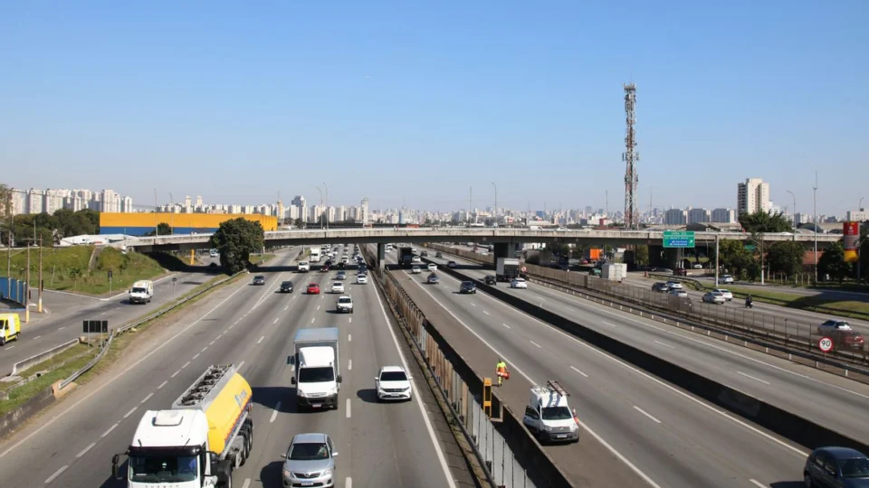 Circulação nas rodovias do país está normalizada, anuncia ministro da Justiça