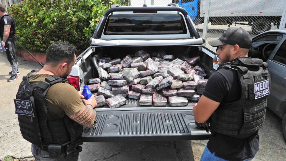 Mais de 400 kg de drogas são apreendidos na Zona Leste de Manaus
