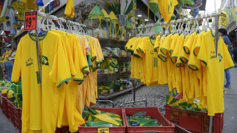 Copa do Catar: confira horário de funcionamento do comércio em Manaus