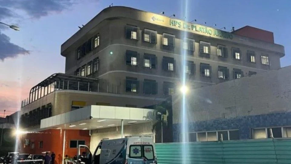 Homem é morto a tiros ao sair de casa na Zona Leste de Manaus