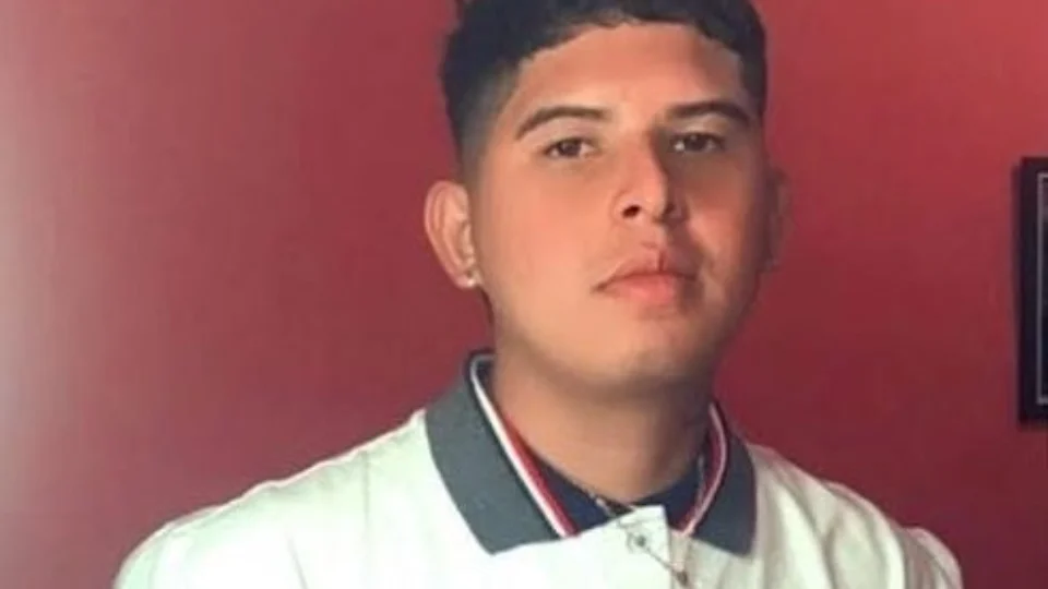 Polícia divulga foto de homem procurado por tentativa de feminicídio, em Manaus