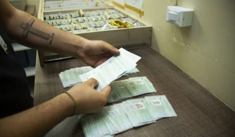 No AM, prazo para renovar CNH vencida em nov. de 2021 termina na quarta, 30