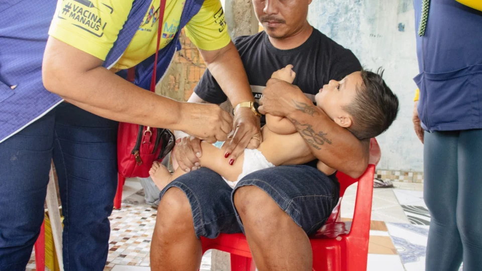 Vacinação contra Covid-19 é ampliada para crianças de 6 meses a 4 anos