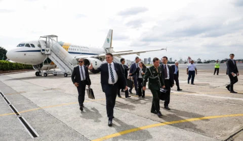 Bolsonaro deixa Brasília e embarca para os EUA nesta sexta (30)