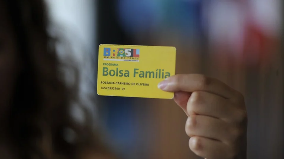 Benefício: Relator do Bolsa Família inclui bônus de R$ 50 para lactantes