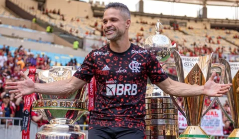 Flamengo terá meia-atacante Diego Ribas no Mundial de Clubes