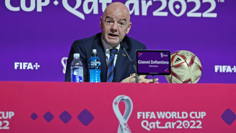 Mundial de Clubes será disputado a cada 4 anos e terá 32 times, anuncia Fifa