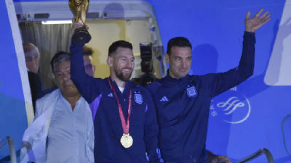 Lionel Scaloni permanece no comando da seleção argentina