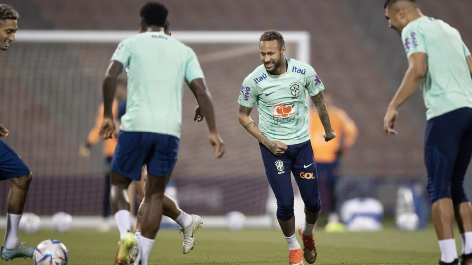 Gabriel Jesus e Alex Telles estão fora da Copa mas Neymar deve atuar contra Coreia