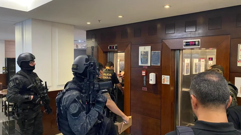 PF e PCDF deflagram operação para prender participantes de atos antidemocráticos, em Brasília