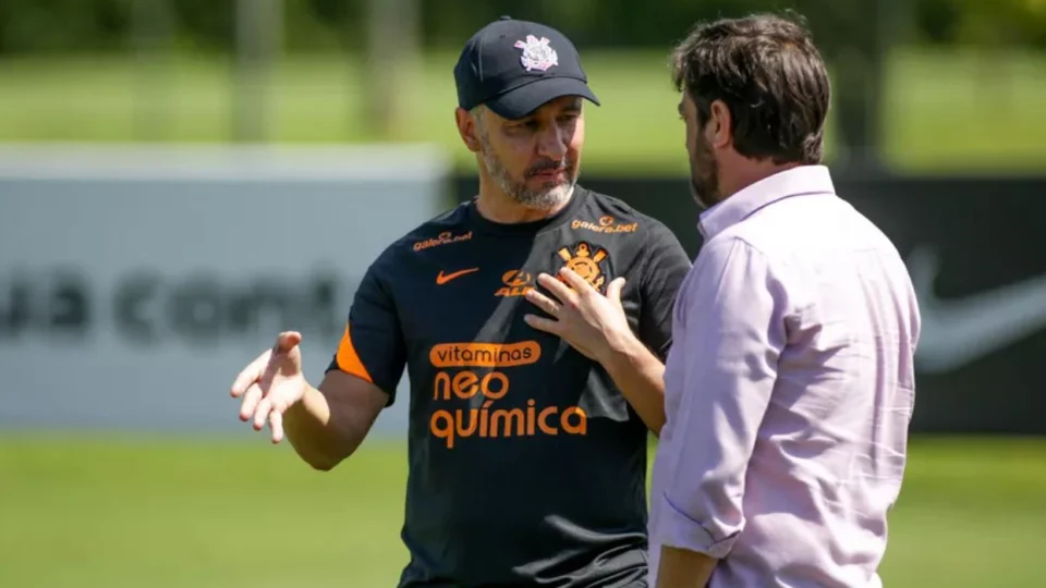 Presidente do Corinthians diz que foi enganado pelo técnico Vítor Pereira