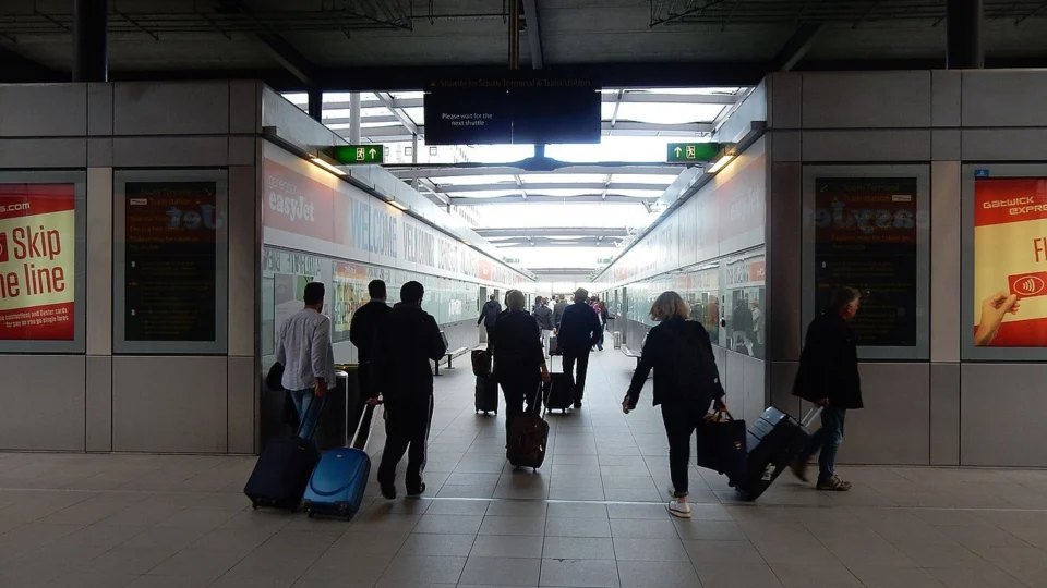 Greve pode provocar atrasos em aeroportos do Reino Unido; entenda