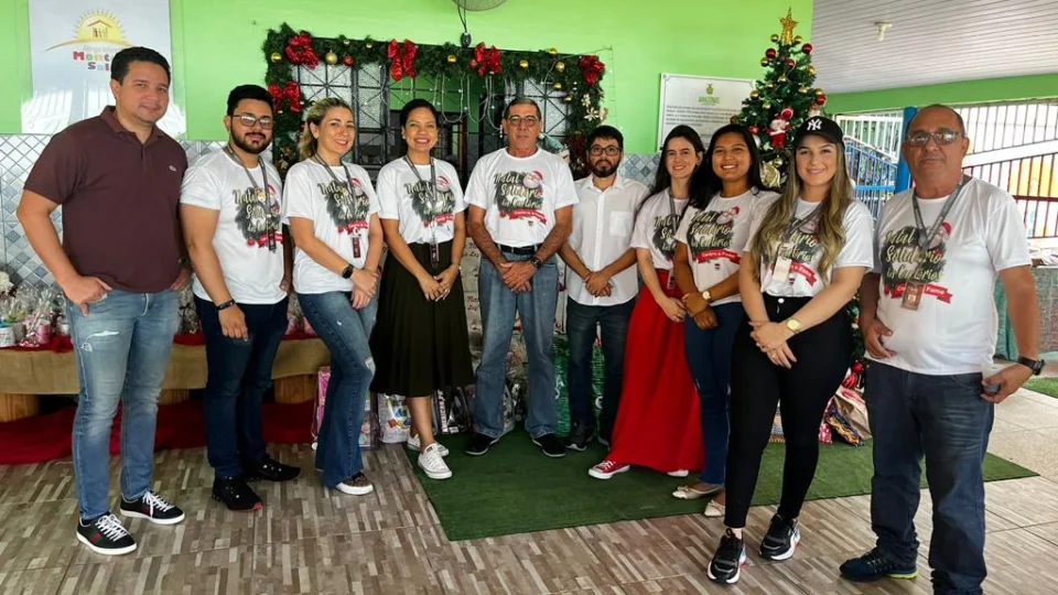 Crianças do abrigo Monte Salém recebem doações de associação em Manaus