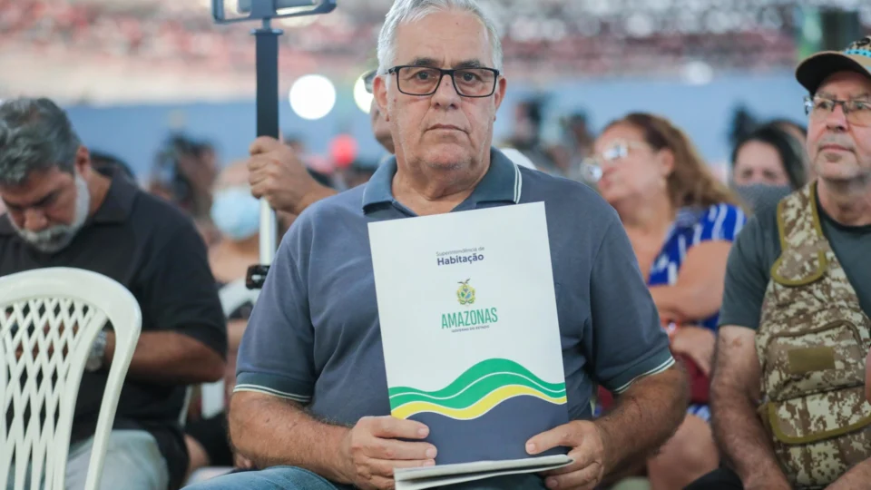 Certidão de Habite-se é entregue para mais de 10 mil famílias em Manaus