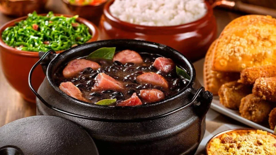 Do Brasil ao Catar – feijoada: aprenda a fazer uma completa em 240 minutos