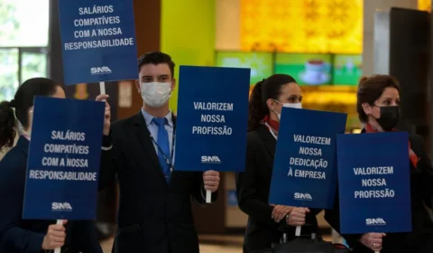 Greve de aeronautas afetam voos em aeroportos do Brasil nesta segunda