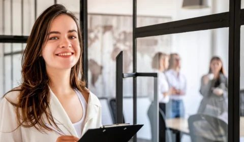 IEL abre 51 vagas para estágio em Manaus para nível médio, técnico e superior