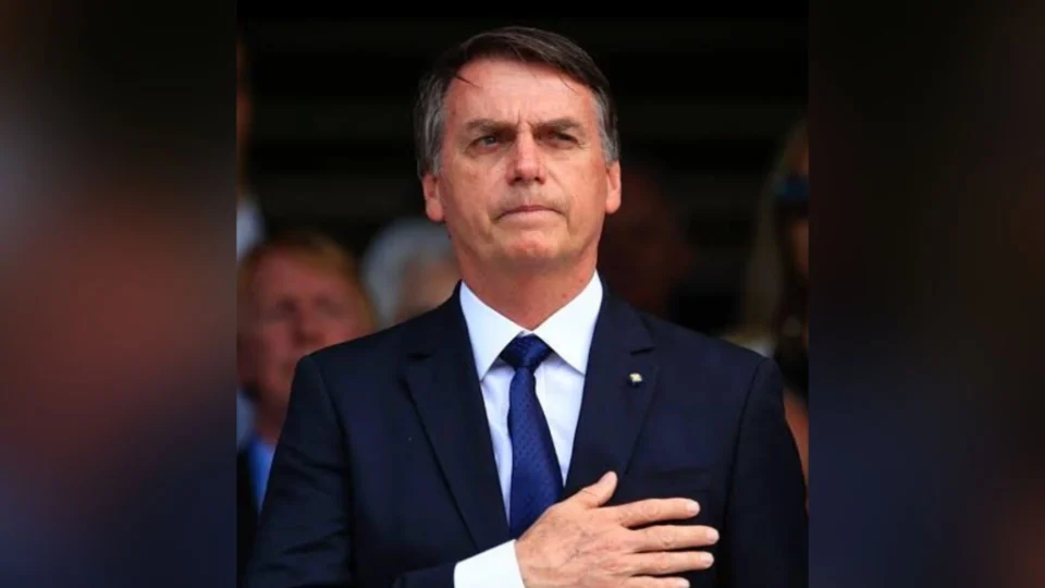 PF conclui em inquérito que Bolsonaro cometeu incitação ao crime na pandemia