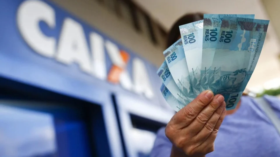 PIS/Pasep: abono salarial referente a 2021 já tem datas para saques em 2023