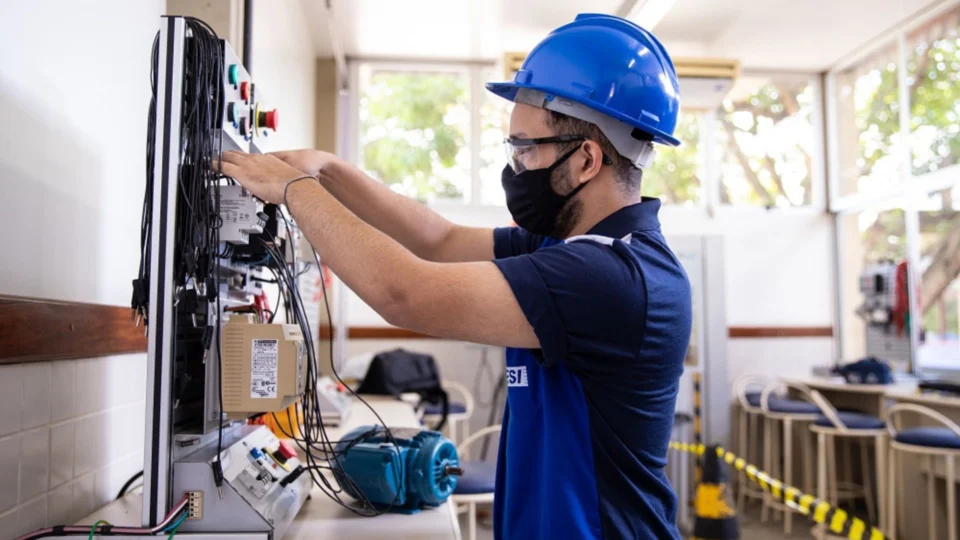 Senai AM abre inscrições para 70 cursos profissionais gratuitos em Manaus