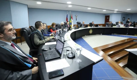 TCE-AM reprova contas da Sejel e aplica multa de R$ 3,3 milhões a ex-gestor