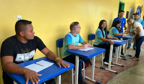 No AM, Uarini e Alvarães recebem cursos para área da educação