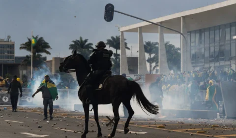 Ataques em Brasília: líderes latino-americanos defendem reunião urgente na OEA