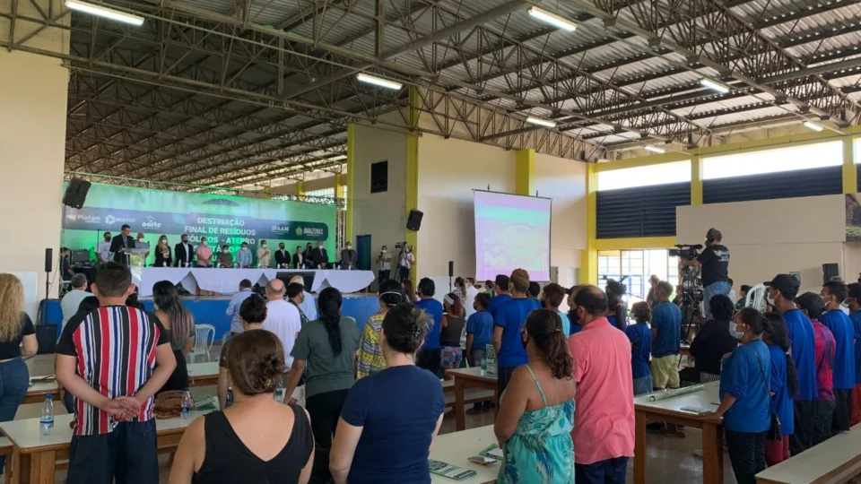 Fim de lixão e projeto de aterro sanitário em Iranduba-AM têm nova rodada de debates em audiência pública