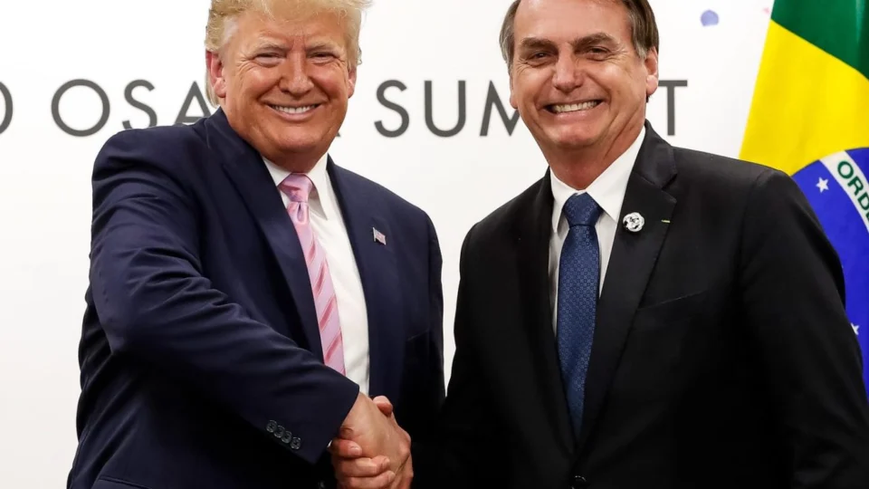 Parlamentares dos EUA criticam Bolsonaro e pedem extradição dele do país