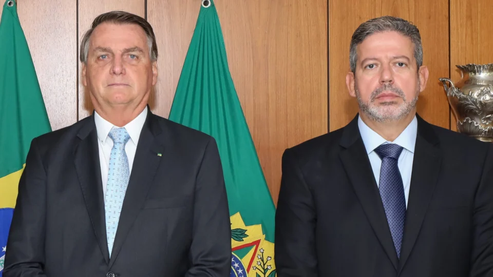 Atos golpistas: ‘Meu CPF é um, o dele é outro’, diz Lira sobre Bolsonaro