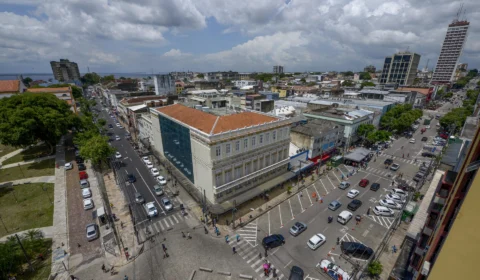 Manaus é a 3ª melhor cidade para investir no setor do comércio, diz pesquisa