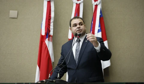 Roberto Cidade é reeleito por unanimidade presidente da Aleam