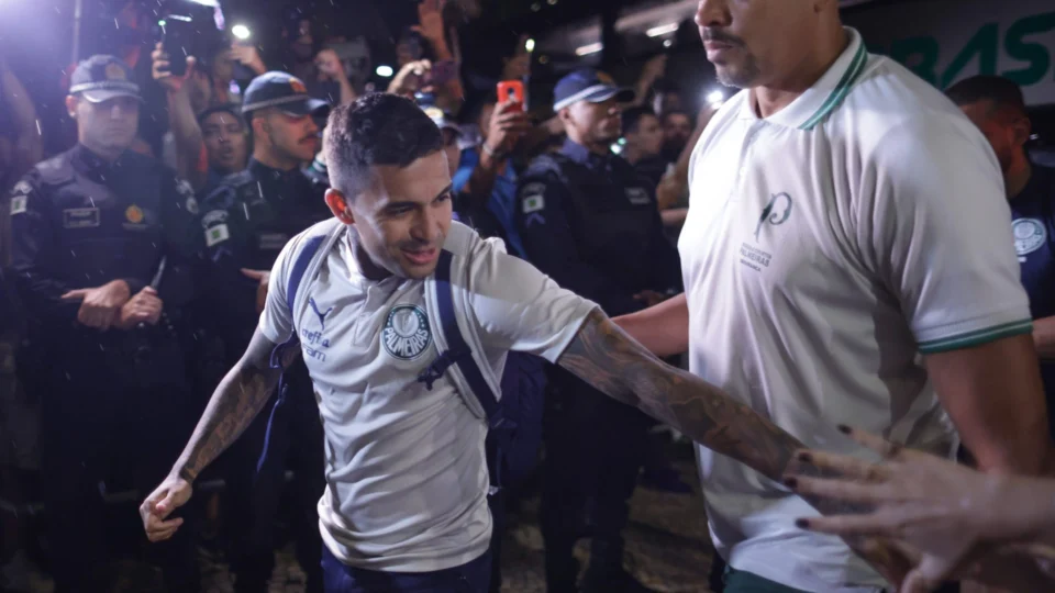 Supercopa 2023: Palmeiras é recebido pela torcida em Brasília para decisão contra Fla
