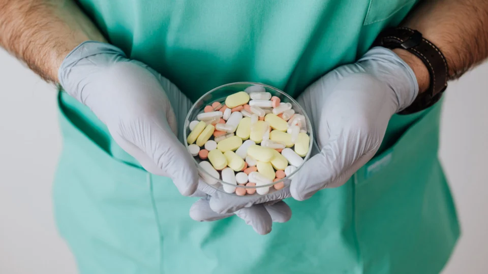 Rede de drogaria oferta vagas de emprego em Manaus