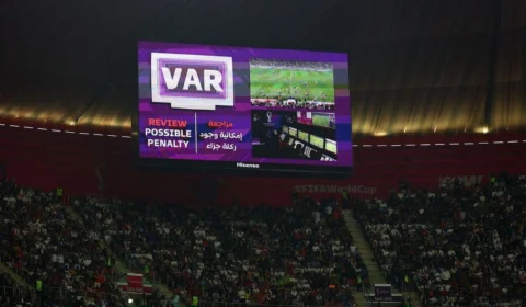 Decisões do VAR no Mundial de Clubes serão explicadas à torcida por microfone do árbitro