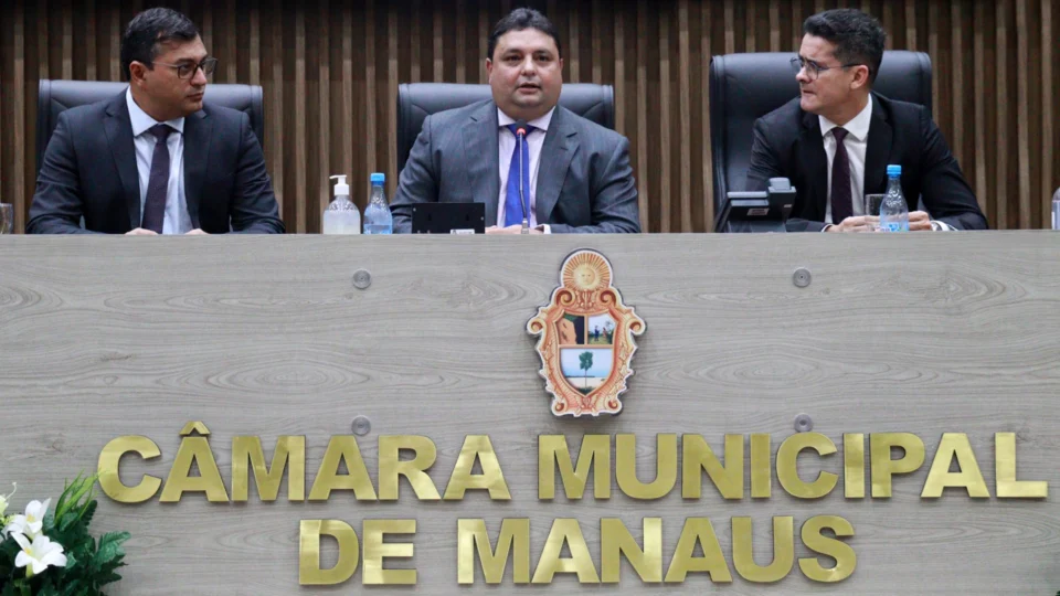 Presidente da CMM, Caio André assume como prefeito de Manaus em exercício