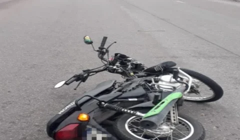 Motociclista fica ferido durante acidente na Av. Brasil, em Manaus