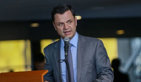 Flávio Dino poderá pedir extradição de Anderson Torres dos Estados Unidos