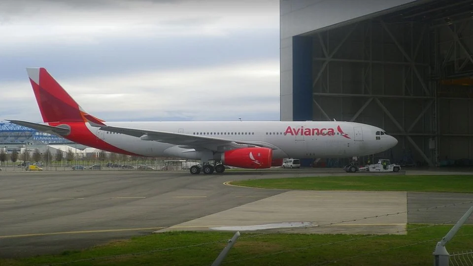 Corpos são achados em trem de pouso de avião em Bogotá, na Colômbia