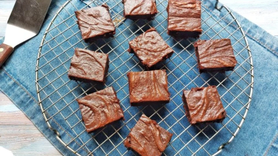 Receita Fácil – Brownie de Nescau: sobremesa prática pronta em 40 minutos