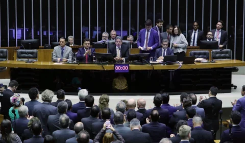 Câmara aprova intervenção federal na segurança do DF; texto segue para Senado