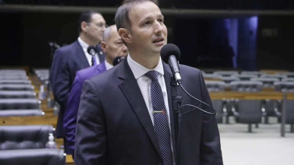 SP: secretário Derrite quer ‘uso escalonado de força’ no desmonte de acampamentos bolsonaristas