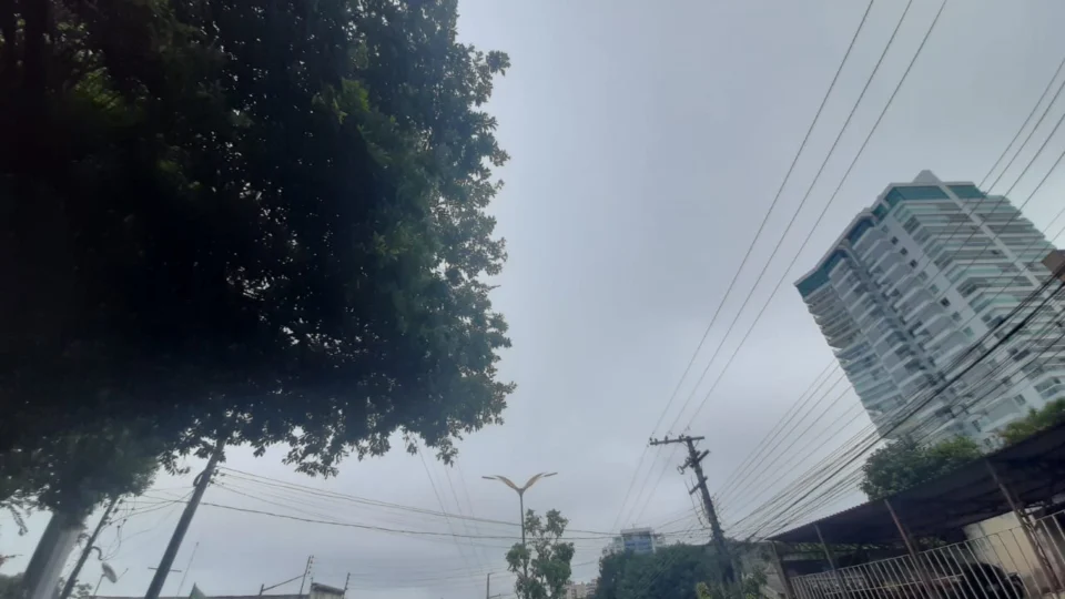 Previsão do tempo aponta dia chuvoso em Manaus nesta quinta (4)