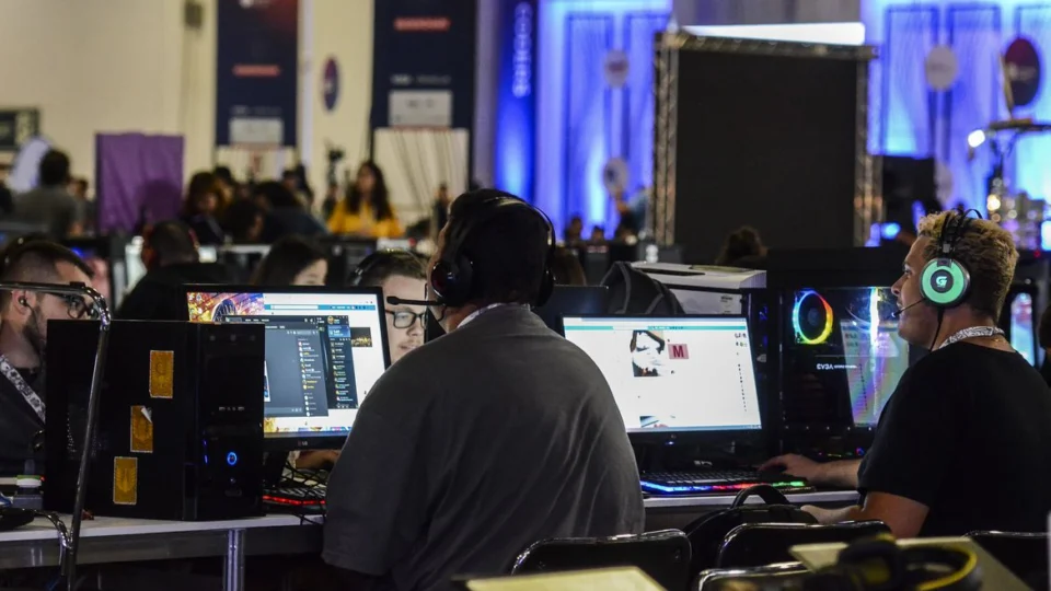 Mercado de desenvolvimento de software ganha destaque no Brasil