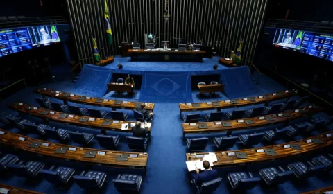 Partidos definem Líderes no Senado antes da eleição da Mesa em Brasília