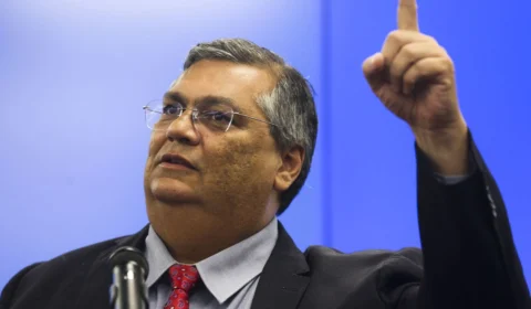 PL das Fake News: Flávio Dino deve tomar providências legais contra Telegram