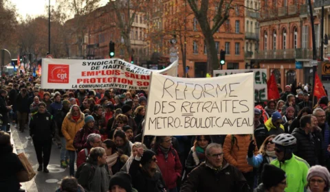 Mesmo com protestos, reforma da Previdência avança no Senado da França