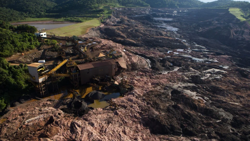Silveira vai a Brumadinho no dia em que tragédia completa 4 anos